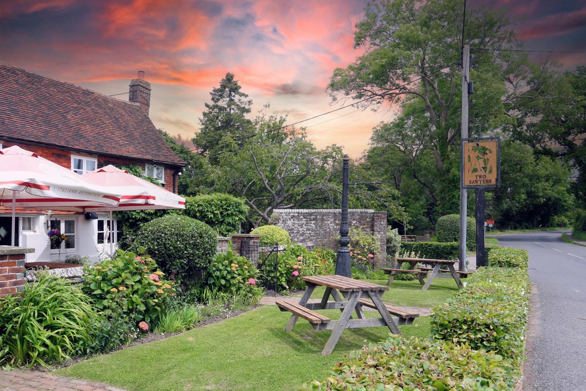 Hotel Two Sawyers Pett Exterior foto